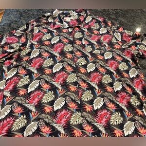 🌺3XL Island Passport shirt with deep pink, olive green on black background